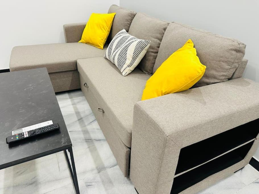 Apartment Grey At Port *